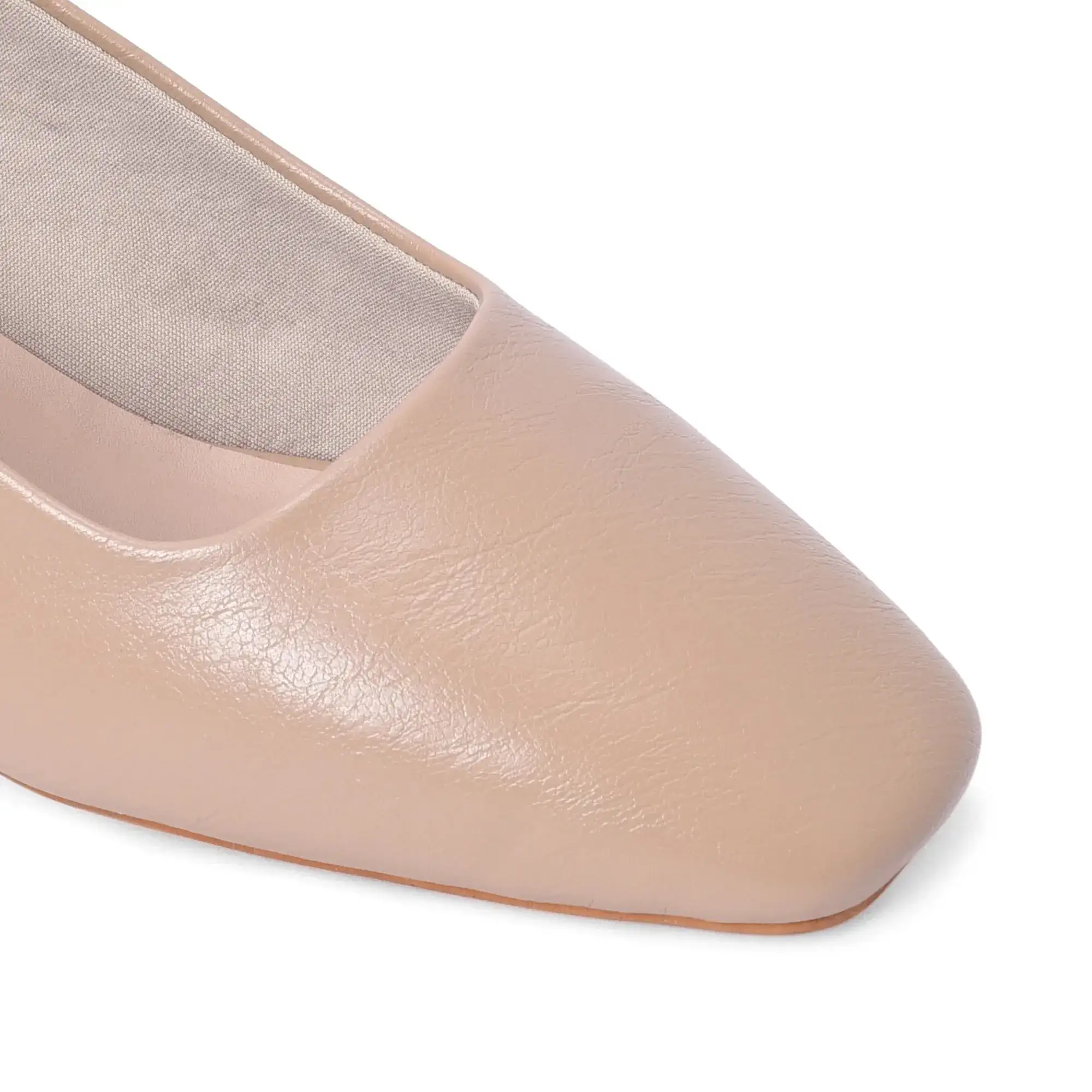 Gabbana Lady Square Beige Toe Pumps - Image 4