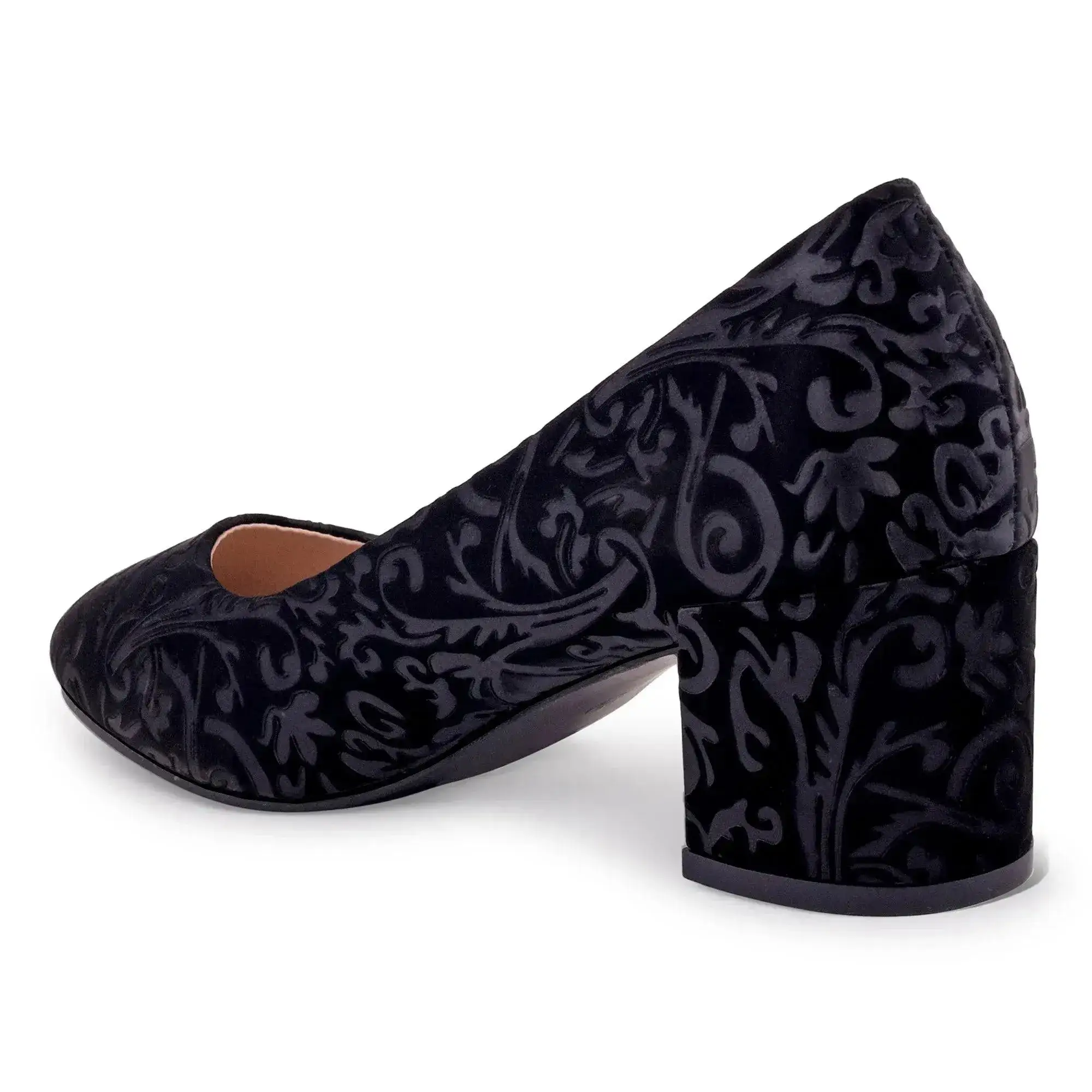 Gabbana Self Embossed Black Pumps - Image 5