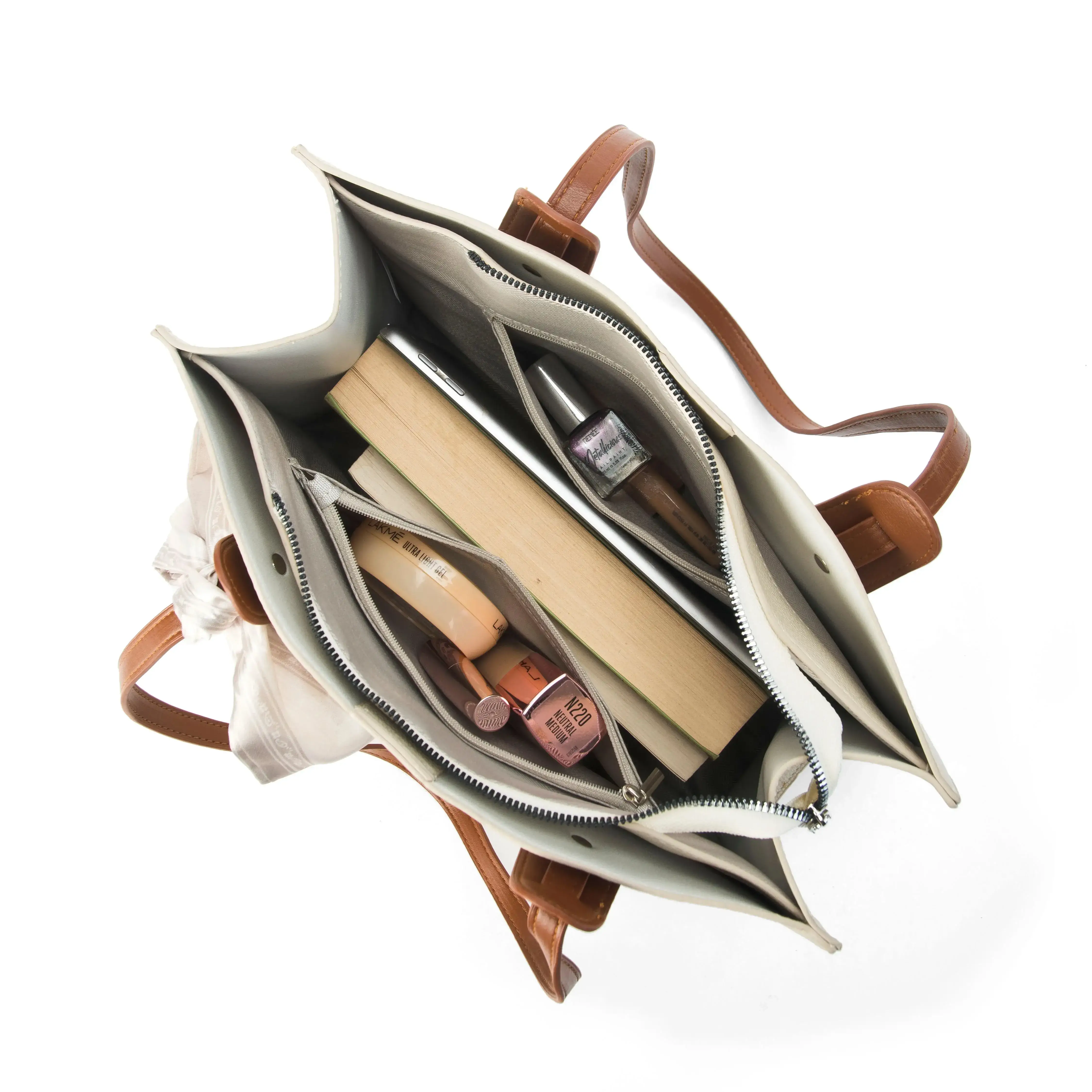 Avril Classic Off White Tote Bag - Image 8